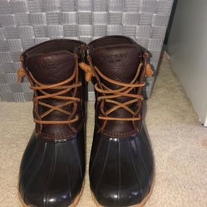 WOMEN SPERRY DUCK BOOTS
